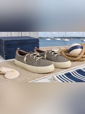 Sperry Crest Vibe Washable Leather Gray Sneakers 6.5 NWOB